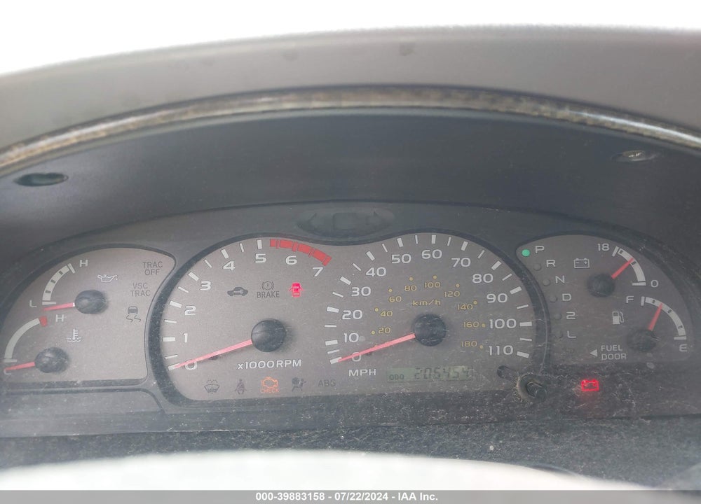 2002 TOYOTA SEQUOIA SR5 V8 VIN: 5TDZT34A72S113334