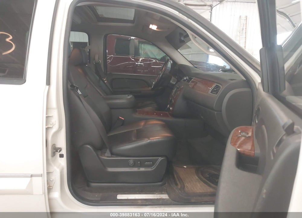 2008 CHEVROLET AVALANCHE 1500 LTZ VIN: 3GNFK12358G189437