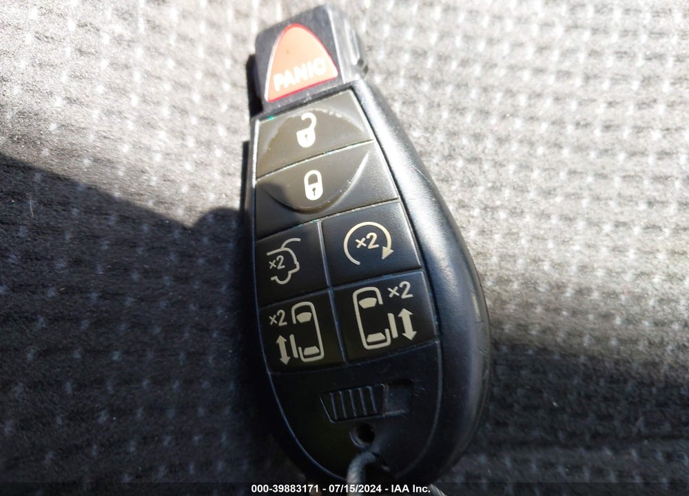 2018 DODGE GRAND CARAVAN SE VIN: 2C7WDGBG4JR244083