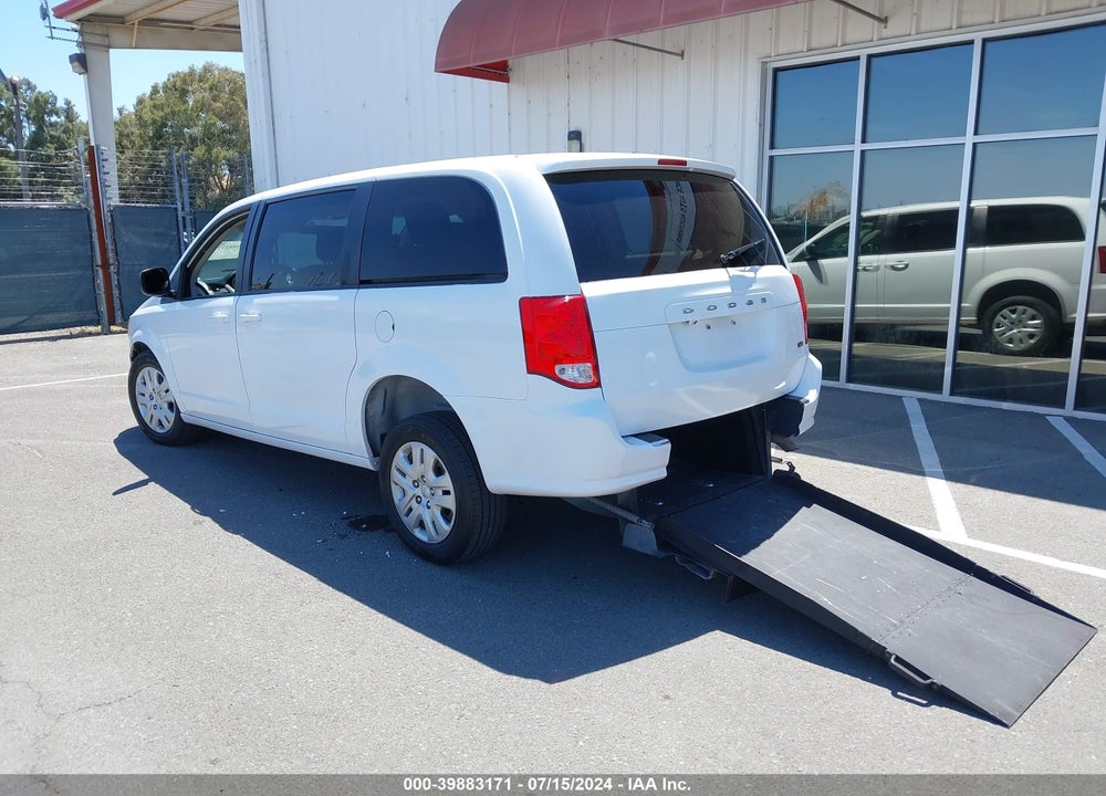 2018 DODGE GRAND CARAVAN SE VIN: 2C7WDGBG4JR244083