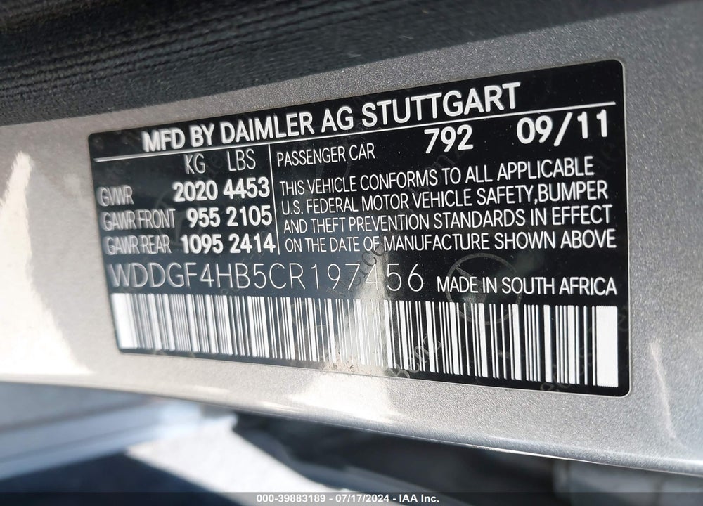 2012 MERCEDES-BENZ C 250 LUXURY/SPORT VIN: WDDGF4HB5CR197456