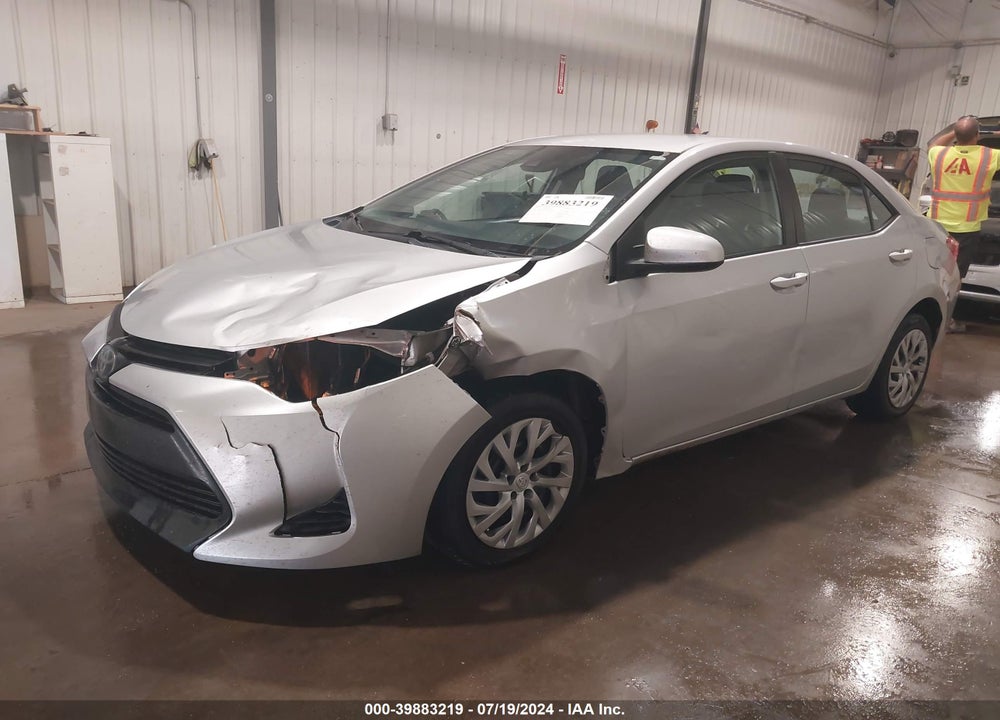 2018 TOYOTA COROLLA VIN: 2T1BURHE3JC081455
