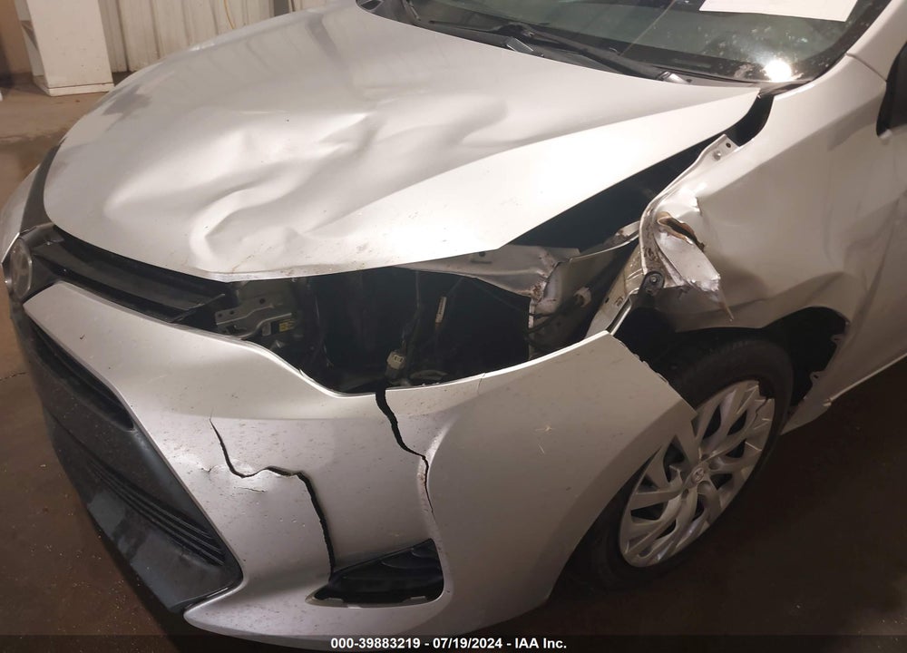 2018 TOYOTA COROLLA VIN: 2T1BURHE3JC081455
