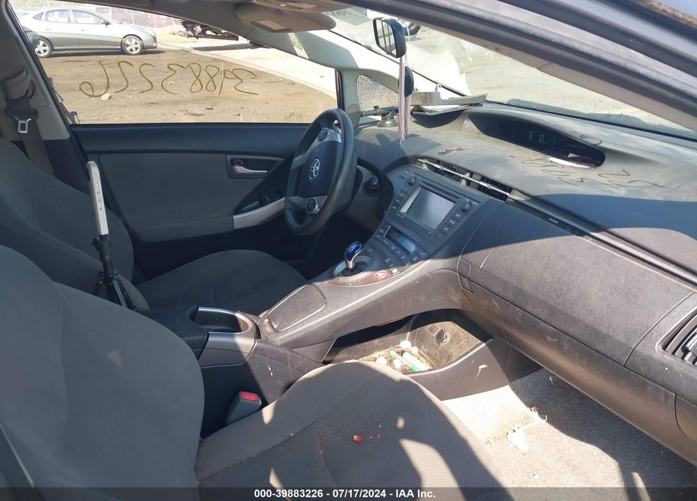 2015 TOYOTA PRIUS THREE VIN: JTDKN3DU3F0417999