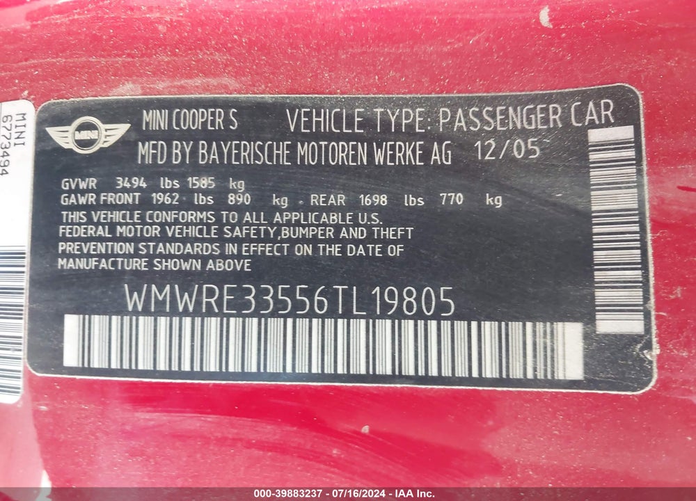 2006 MINI COOPER S VIN: WMWRE33556TL19805