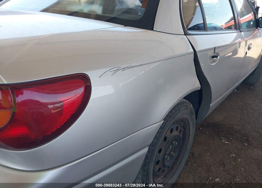 2002 SATURN S-SERIES SL2 VIN: 1G8ZK52712Z138275