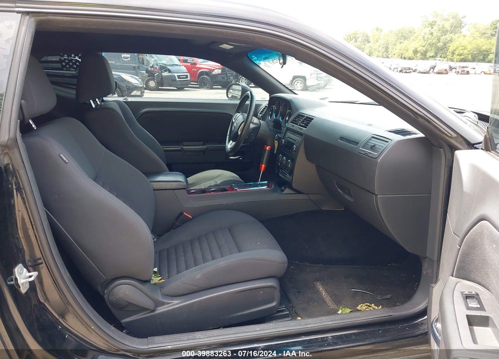 2012 DODGE CHALLENGER SXT VIN: 2C3CDYAG5CH292082