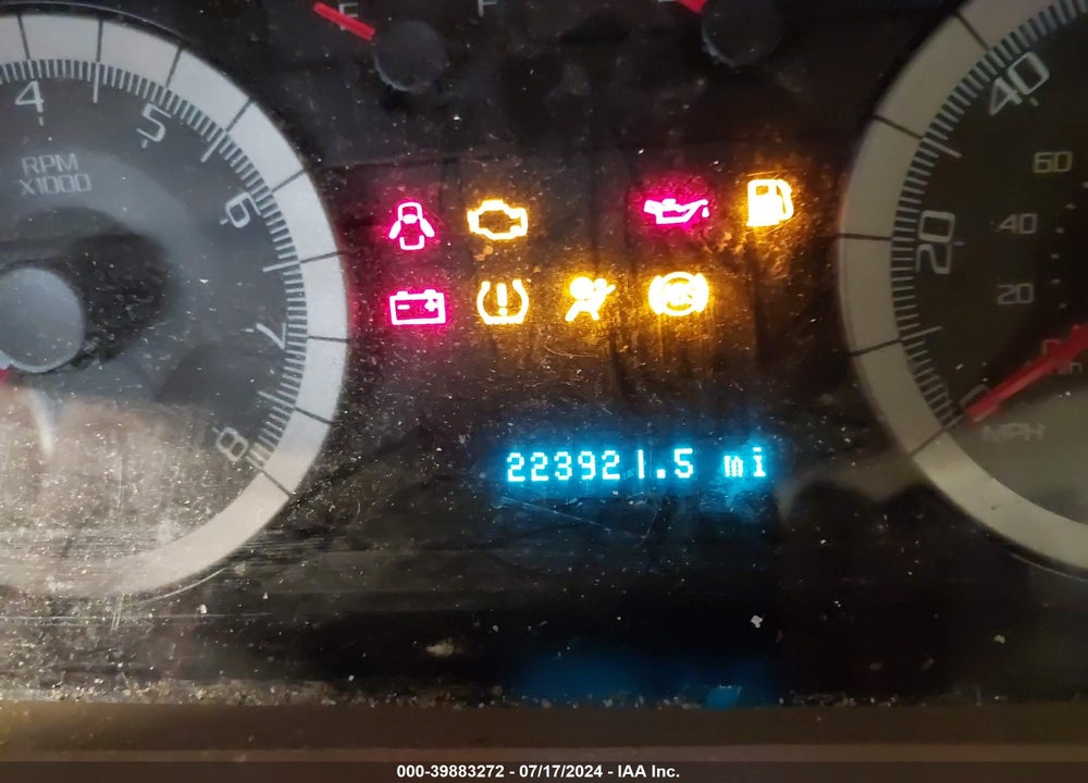 2008 FORD ESCAPE XLT VIN: 1FMCU03128KE18982