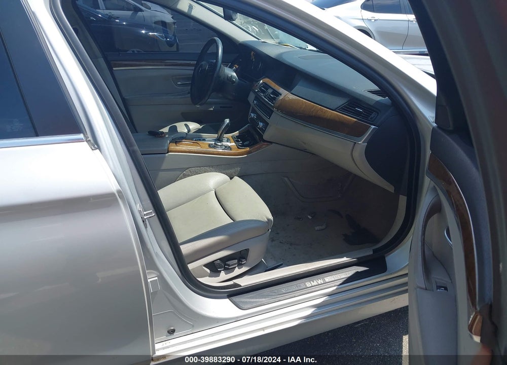 2011 BMW 535I XDRIVE VIN: WBAFU7C55BC877578
