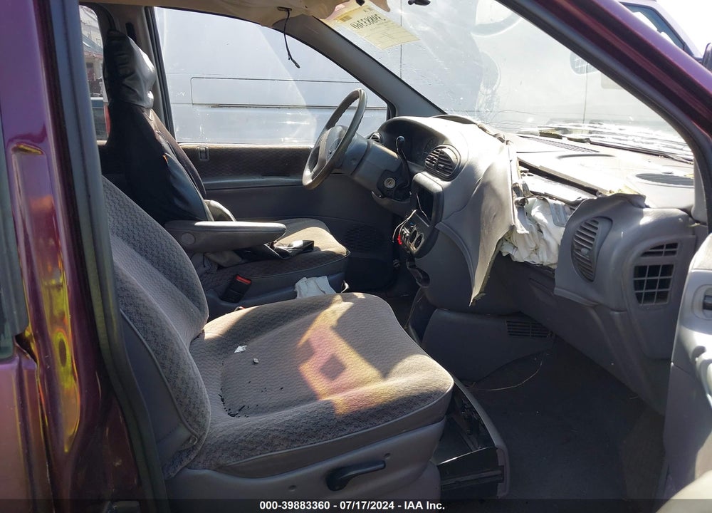 1999 DODGE GRAND CARAVAN SE VIN: 1B4GT44L1XB548067