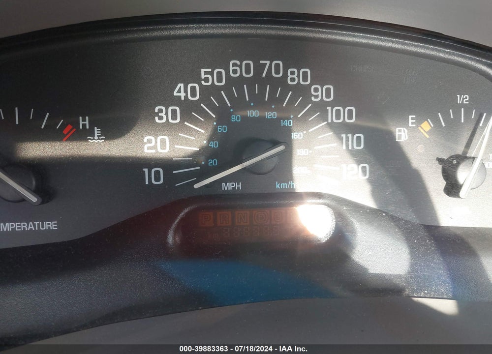 2001 BUICK CENTURY CUSTOM VIN: 2G4WS52J111250551
