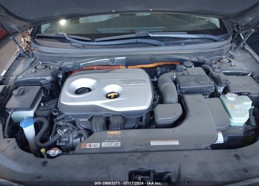 2016 HYUNDAI SONATA HYBRID SE VIN: KMHE24L19GA040296