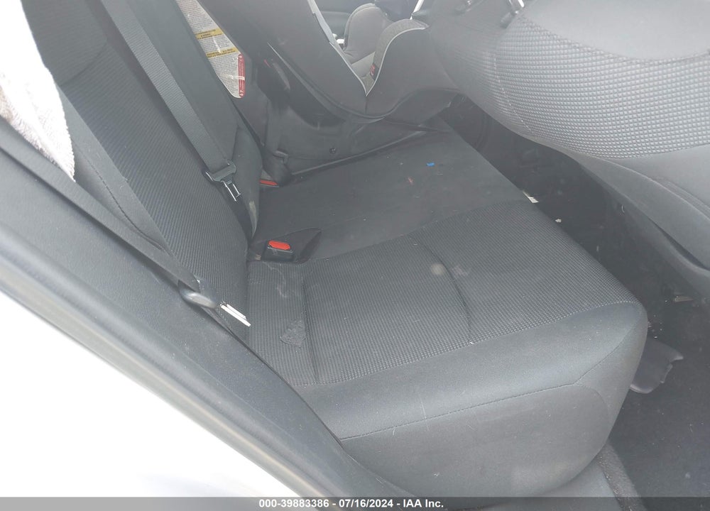 2019 TOYOTA RAV4 LE VIN: 2T3H1RFV8KW052434