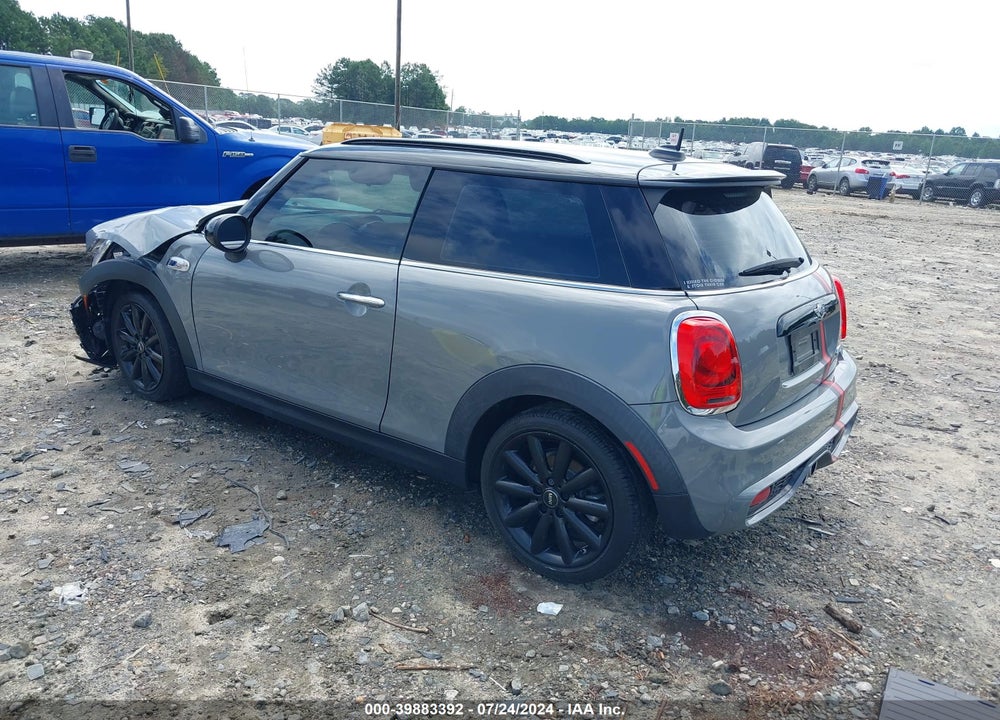 2016 MINI HARDTOP VIN: WMWXP7C50G2A44296