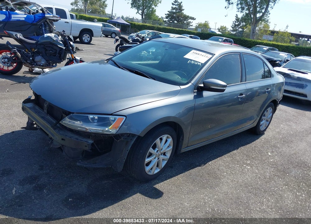 2011 VOLKSWAGEN JETTA VIN: 3VWDZ7AJXBM011639