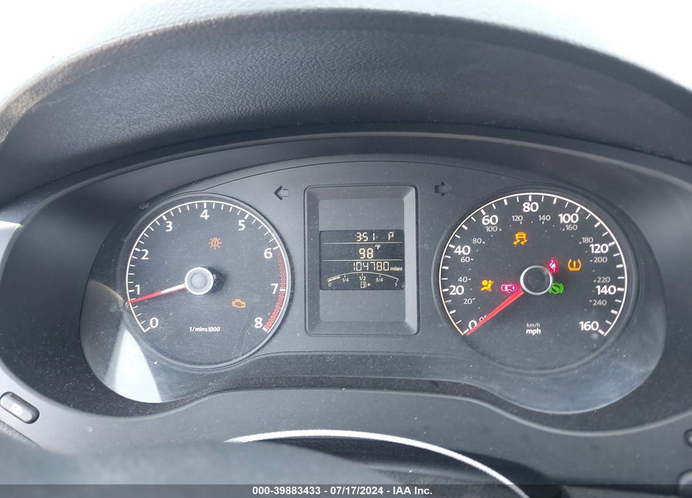 2011 VOLKSWAGEN JETTA VIN: 3VWDZ7AJXBM011639
