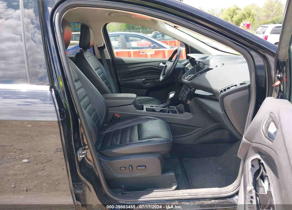 2019 FORD ESCAPE TITANIUM VIN: 1FMCU9J99KUC48404