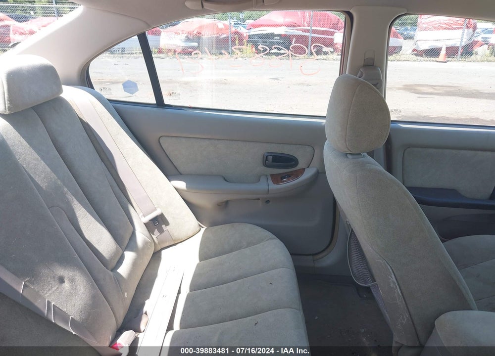 2002 HYUNDAI ELANTRA GLS VIN: KMHDN45D02U422640
