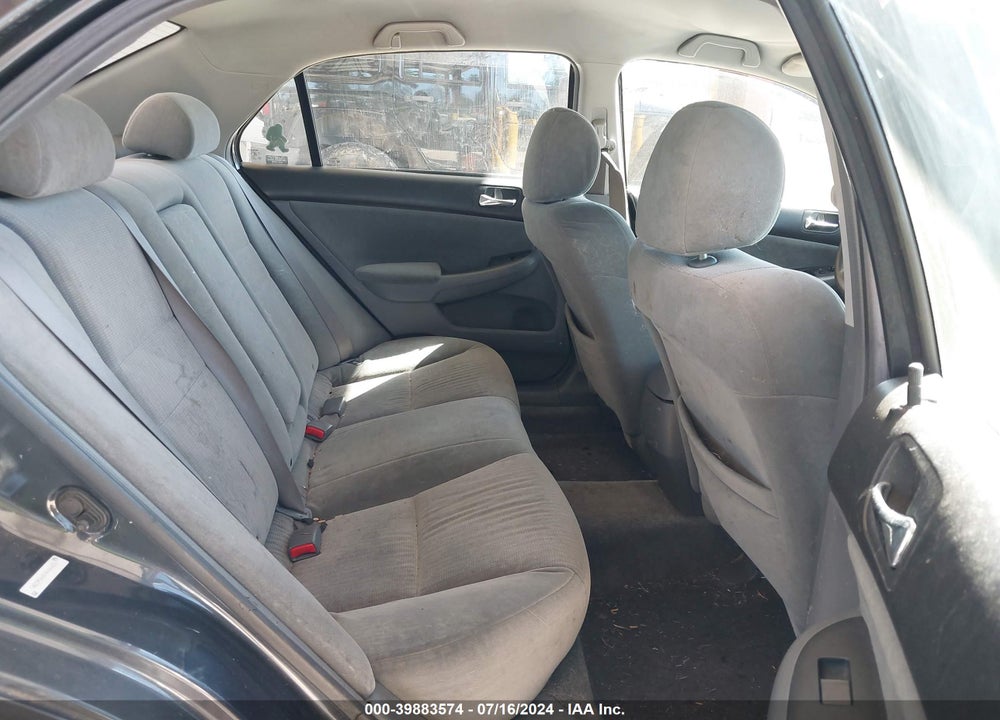 2005 HONDA ACCORD 2.4 LX VIN: 1HGCM564X5A166036