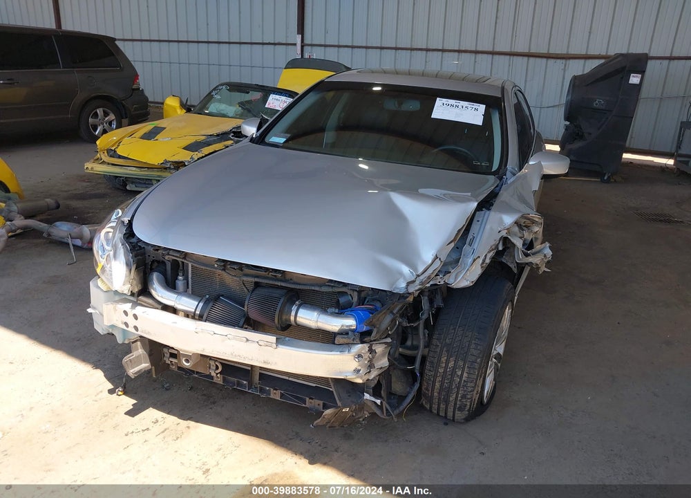 2015 INFINITI Q40 VIN: JN1CV6AP4FM500440