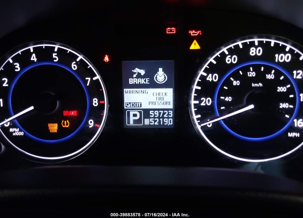 2015 INFINITI Q40 VIN: JN1CV6AP4FM500440