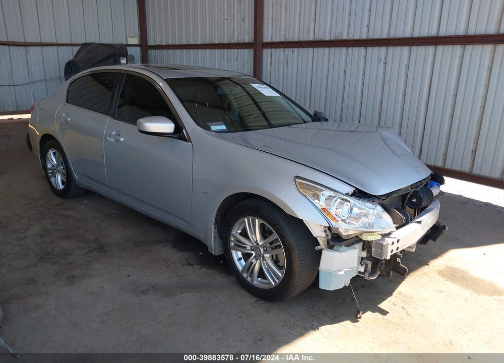 2015 INFINITI Q40 VIN: JN1CV6AP4FM500440