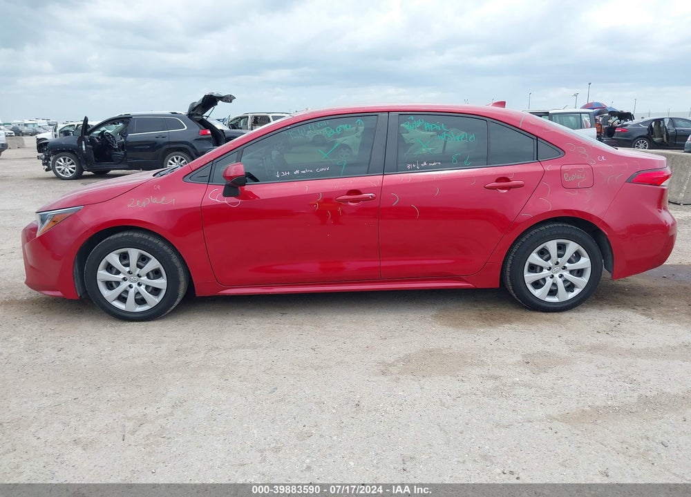 2021 TOYOTA COROLLA LE VIN: JTDEPMAE7MJ147855