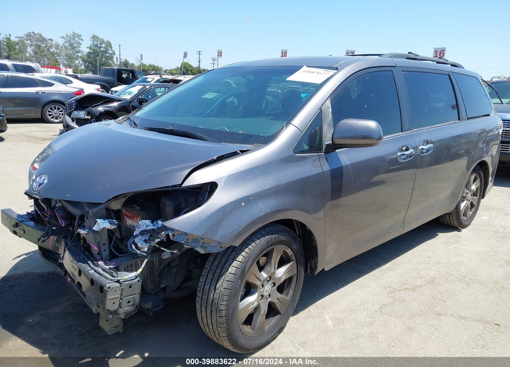 2017 TOYOTA SIENNA SE 8 PASSENGER VIN: 5TDXZ3DC7HS789069
