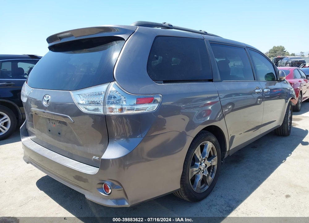 2017 TOYOTA SIENNA SE 8 PASSENGER VIN: 5TDXZ3DC7HS789069
