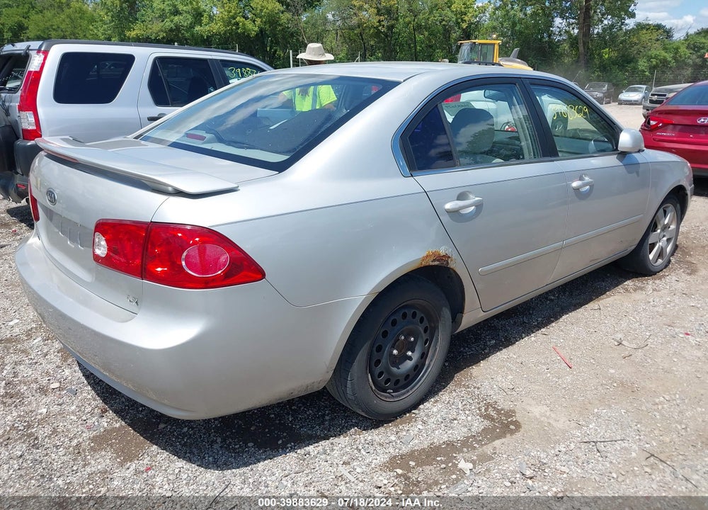2008 KIA OPTIMA LX VIN: KNAGE123185231580