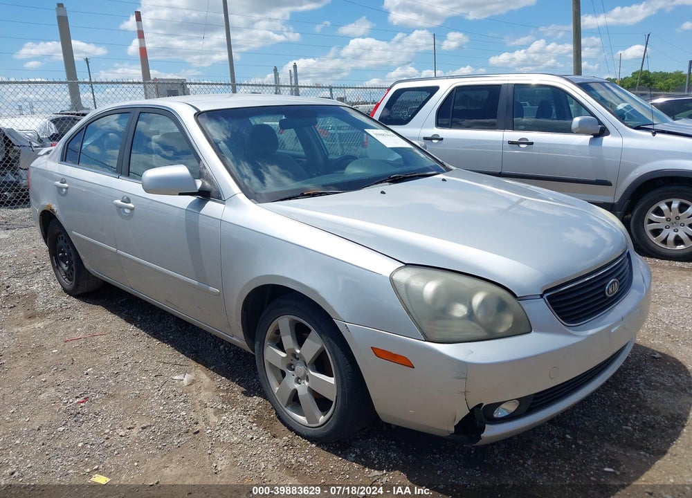 2008 KIA OPTIMA LX VIN: KNAGE123185231580