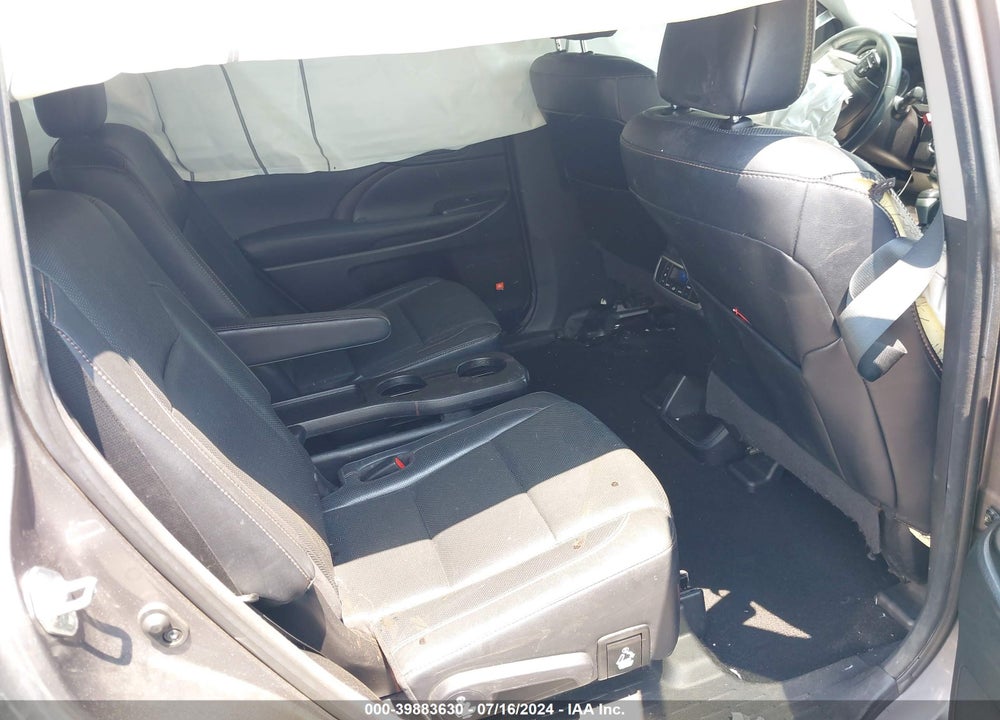 2016 TOYOTA HIGHLANDER LIMITED V6 VIN: 5TDDKRFH3GS336018
