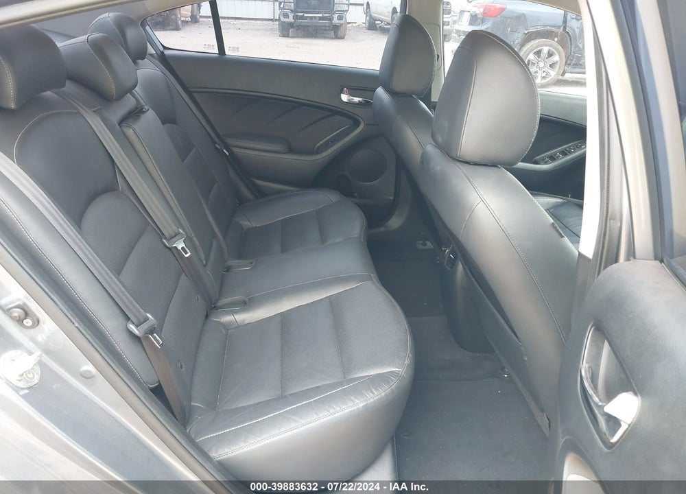 2017 KIA FORTE EX VIN: 3KPFL4A86HE036520