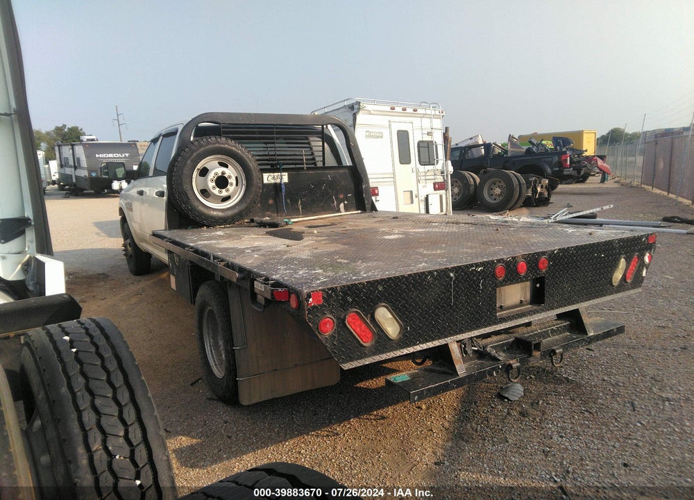 2015 RAM 3500 CHASSIS TRADESMAN/SLT/LAIE VIN: 3C7WRSCL8FG645200