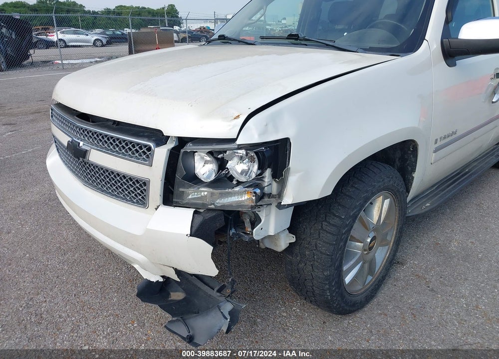 2009 CHEVROLET TAHOE K1500 LTZ VIN: 1GNFK330X9R291138