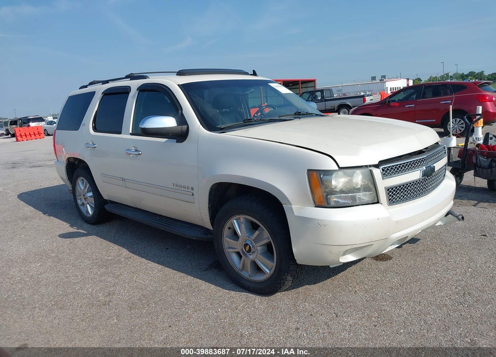 2009 CHEVROLET TAHOE K1500 LTZ VIN: 1GNFK330X9R291138