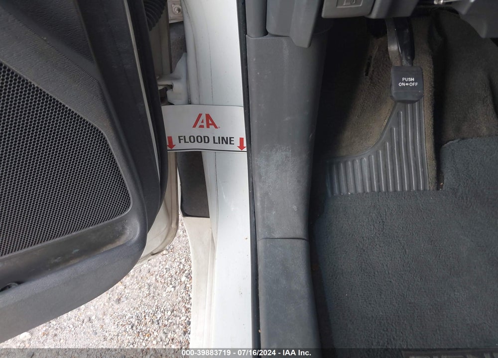 2016 TOYOTA SIENNA L 7 PASSENGER VIN: 5TDZK3DC3GS761877