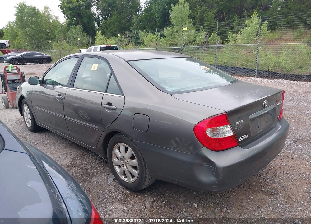 2002 TOYOTA CAMRY XLE V6 VIN: 4T1BF32K82U519523