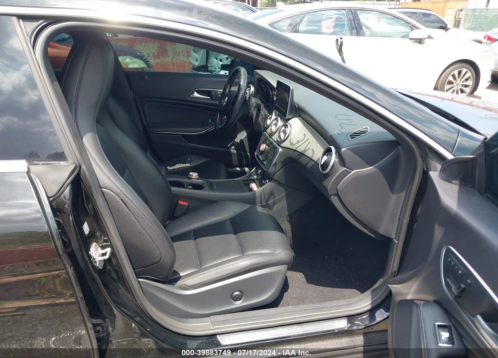 2015 MERCEDES-BENZ CLA 250 4MATIC VIN: WDDSJ4GB3FN172514