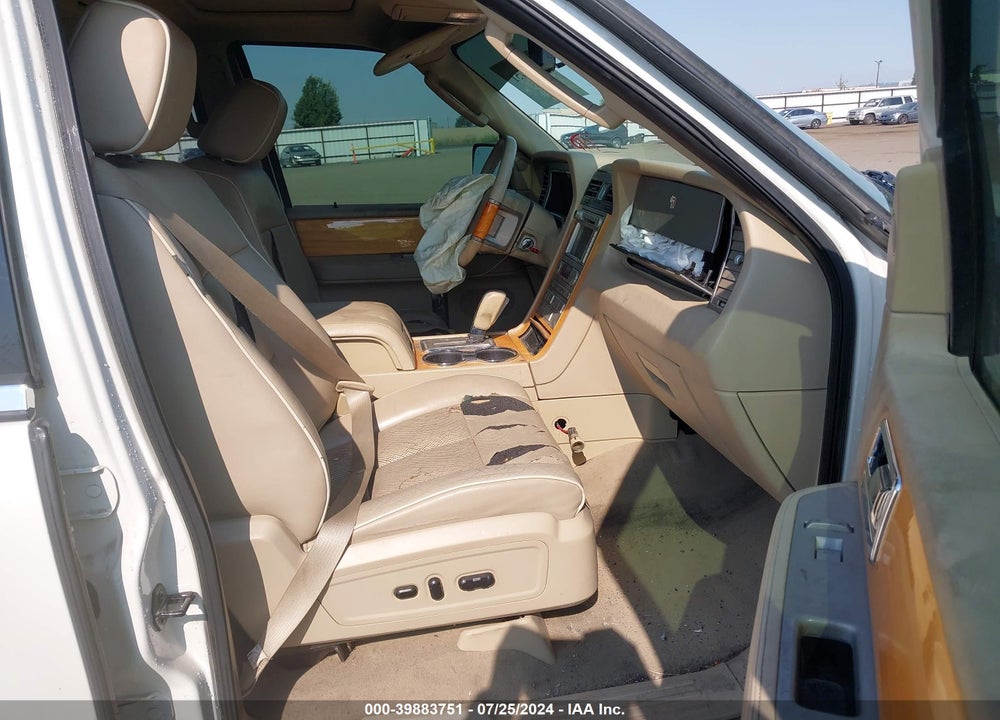 2008 LINCOLN NAVIGATOR VIN: 5LMFU28518LJ03067