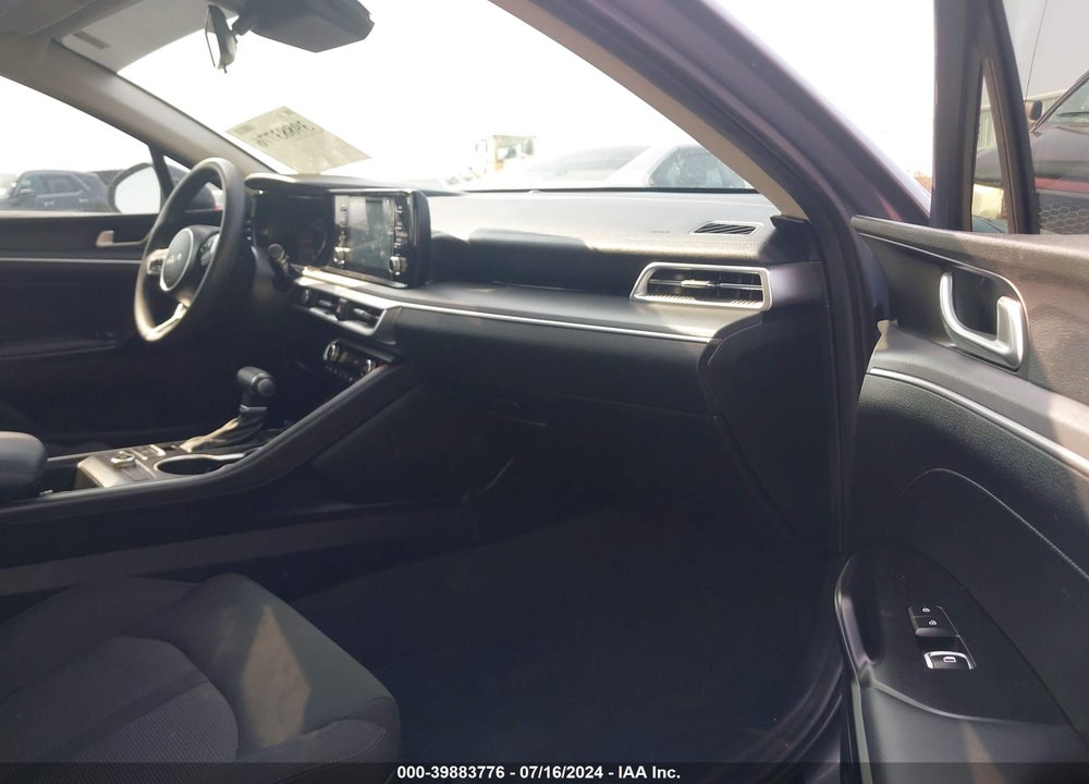 2024 KIA K5 LXS VIN: 5XXG14J25RG243995