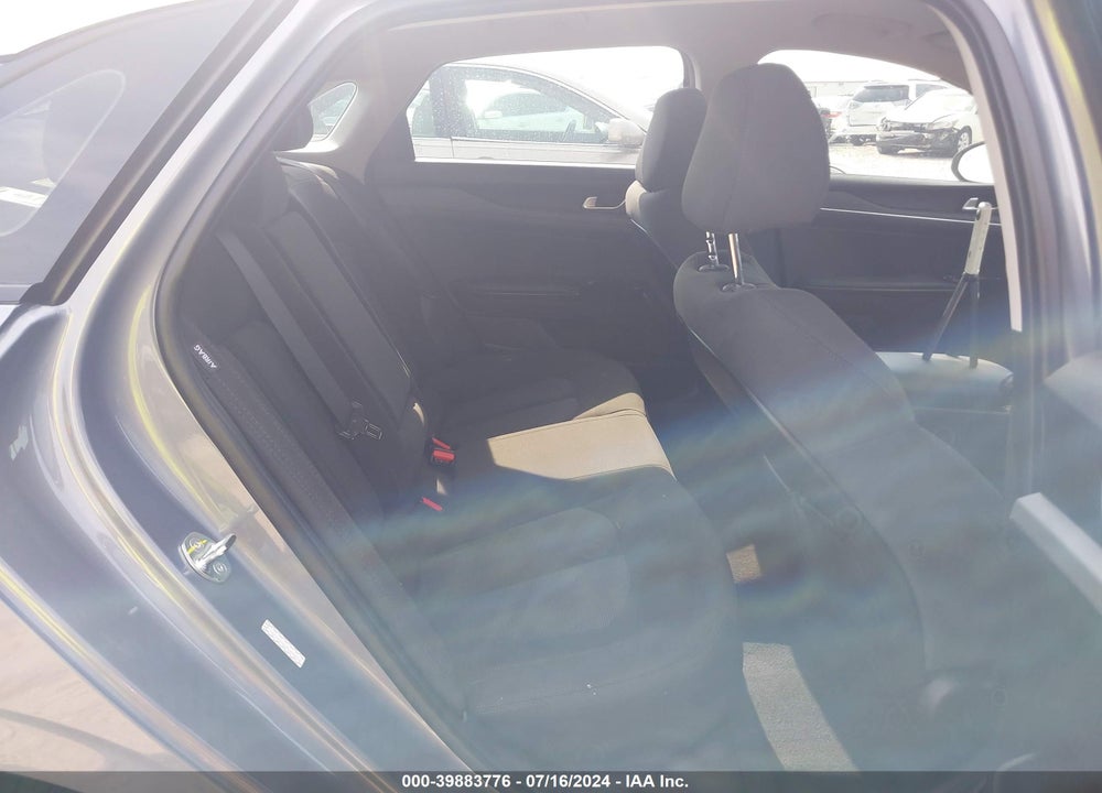 2024 KIA K5 LXS VIN: 5XXG14J25RG243995