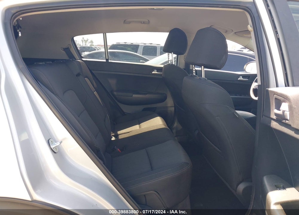 2019 KIA SPORTAGE LX VIN: KNDPM3AC1K7619200