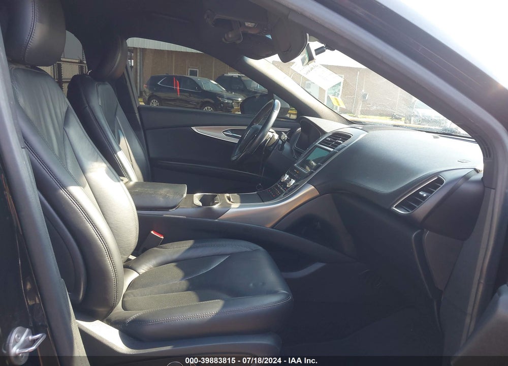 2019 LINCOLN NAUTILUS SELECT VIN: 2LMPJ8K90KBL14173