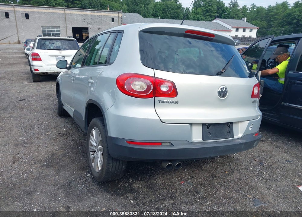 2009 VOLKSWAGEN TIGUAN S/SE/SEL VIN: WVGAV75N69W519899