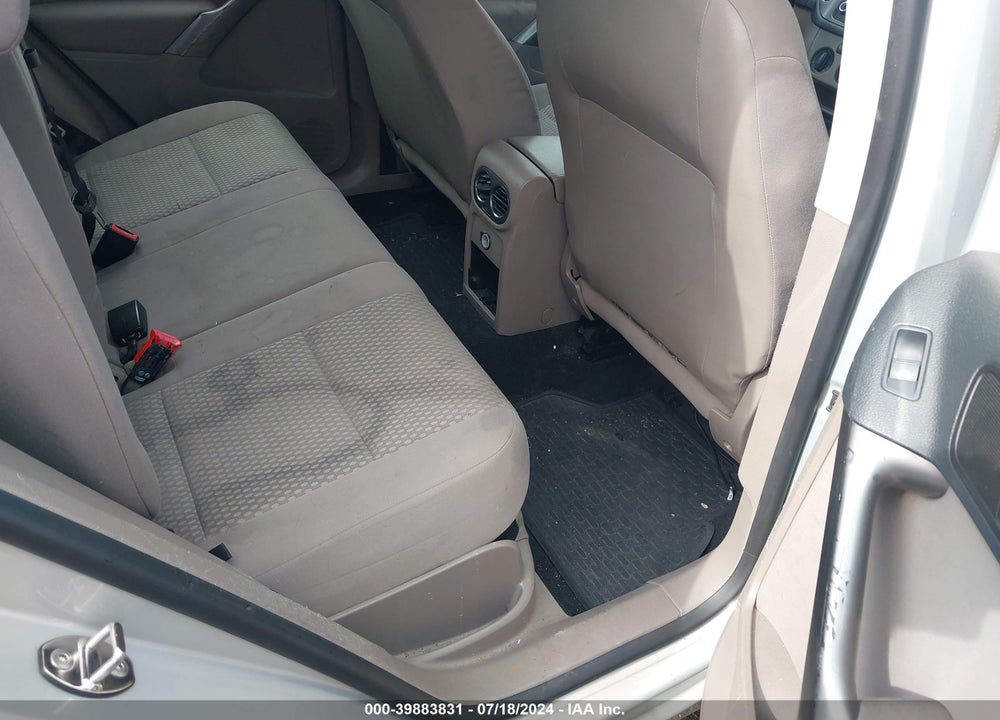 2009 VOLKSWAGEN TIGUAN S/SE/SEL VIN: WVGAV75N69W519899