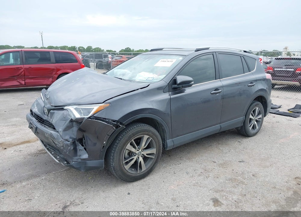 2018 TOYOTA RAV4 XLE VIN: JTMWFREV1JJ210071