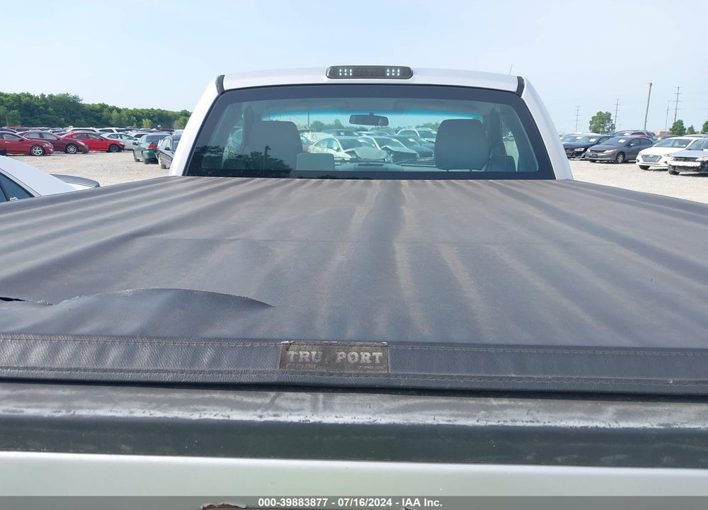 2005 FORD F-150 STX/XL/XLT VIN: 1FTRF12205NB25570