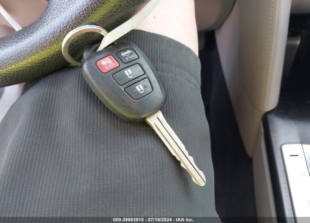 2012 TOYOTA CAMRY LE VIN: 4T1BF1FK2CU118677
