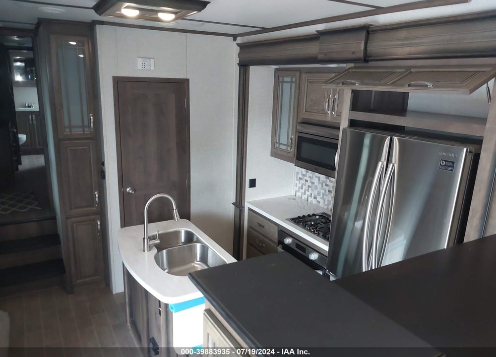 2020 KEYSTONE MONTANA LE VIN: 4YDF37625L4700237